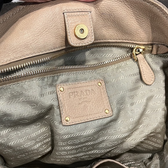 PRADA MILANO Tan Leather Shoulder/Hangbag - Picture 4 of 10